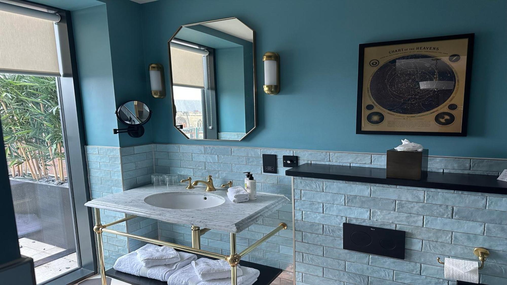 Hotel Indigo - By Ihg 4*